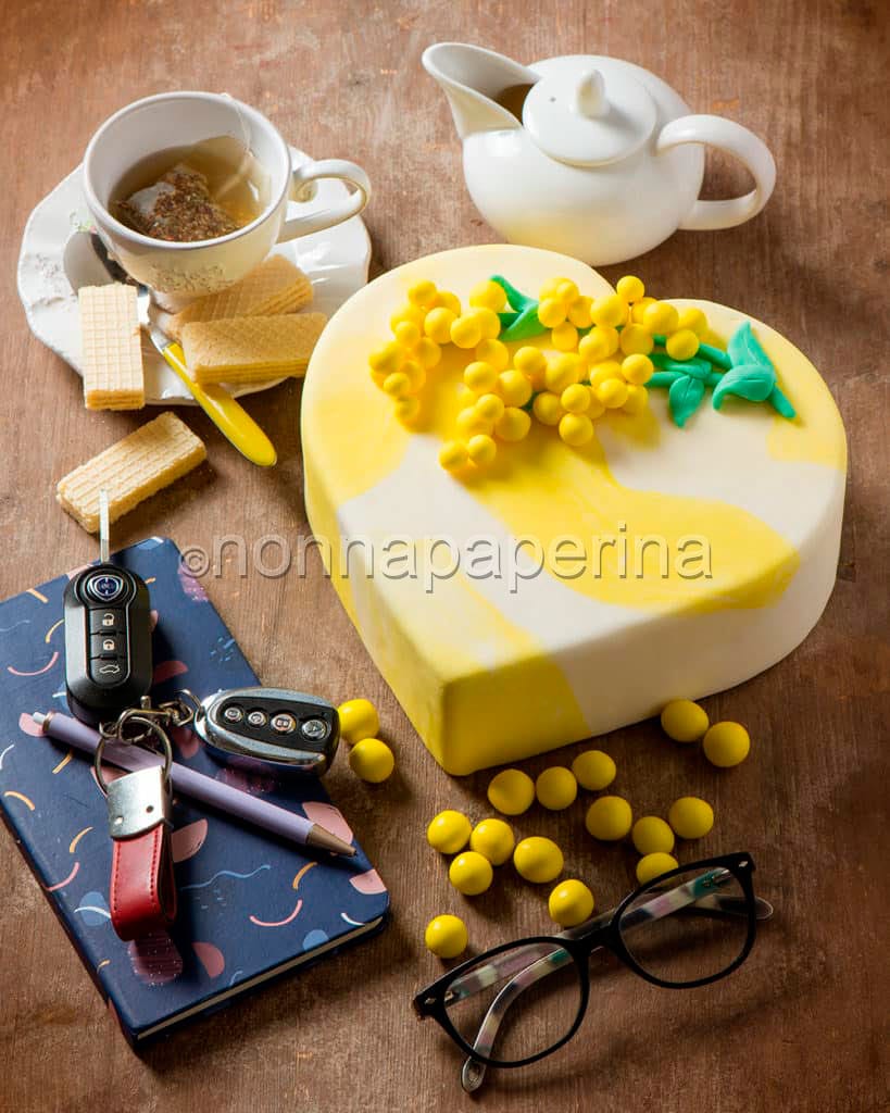 torta per la Festa della Donna torta per la Festa della Donna