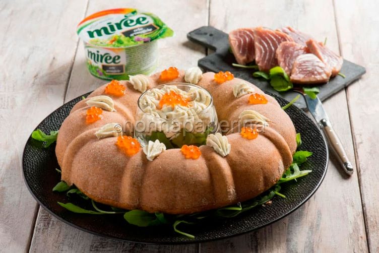 Ciambellone con Mousse Miree