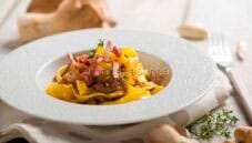 Tagliatelle con speck e cardoncelli, ottimo piatto