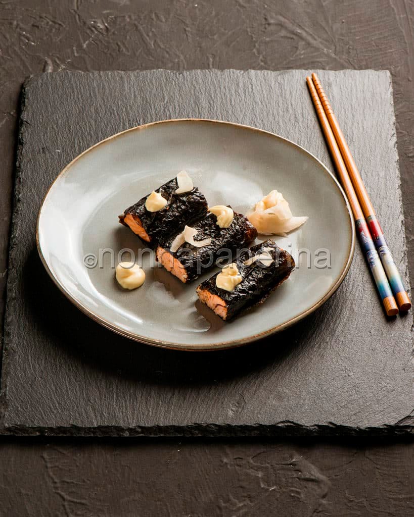 Trancetto di salmone in alga Nori