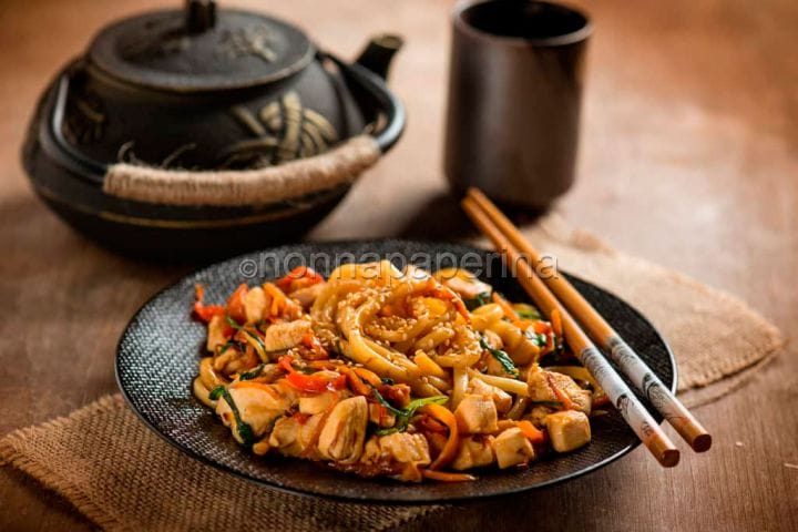 Yaki Udon, il meglio della cucina giapponese a tavola