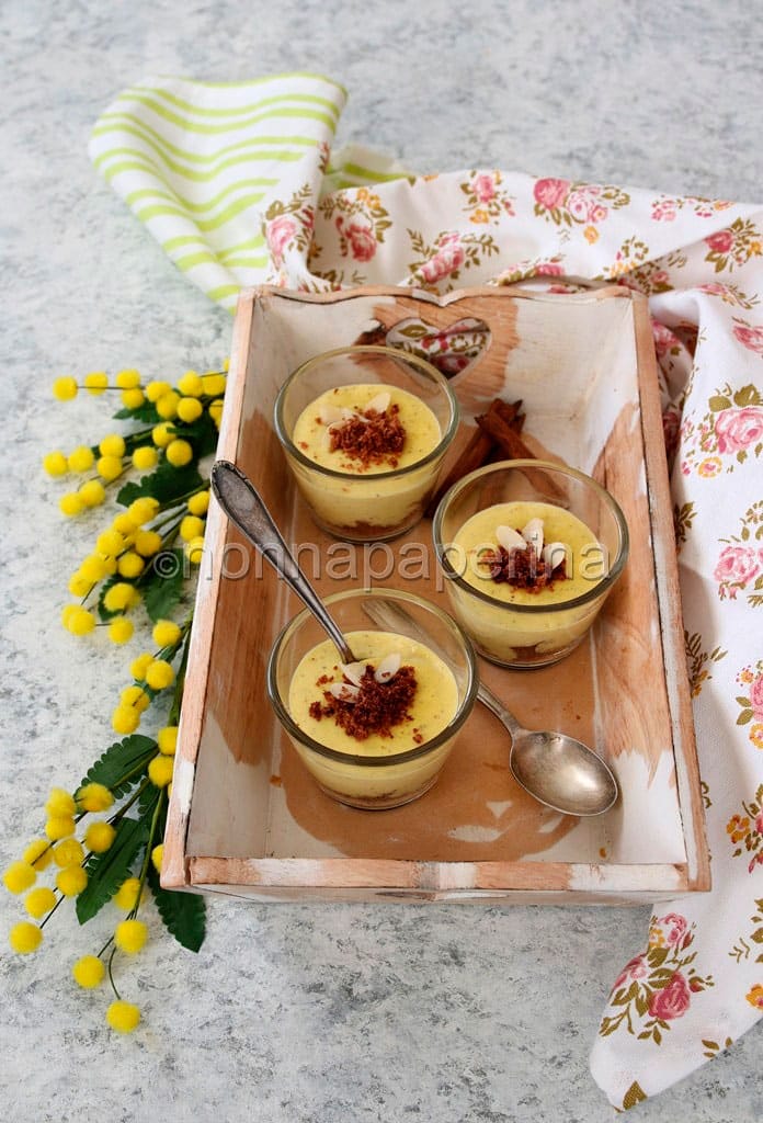 Bicchierini di crema allo zafferano e cannella