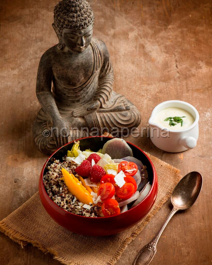 Buddha bowl con quinoa