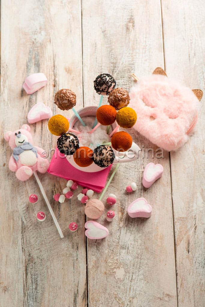 Cake pops di mortadella Cake pops di mortadella