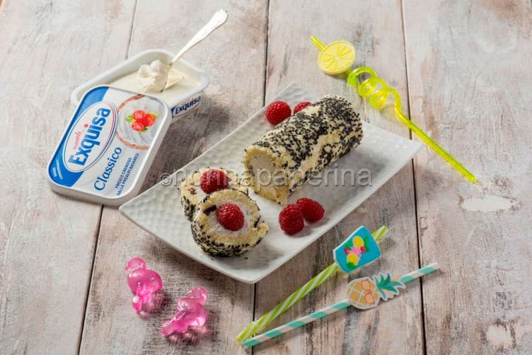 Maki dolce con crema al formaggio, una ricetta fusion Maki dolce con crema al formaggio