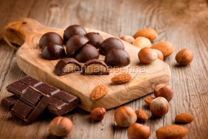 Stampo Per Praline In Plastica Pati-Versand 12374 - 28x14x3 Cm, Trasparente, Professionale Per Cioccolato - 2