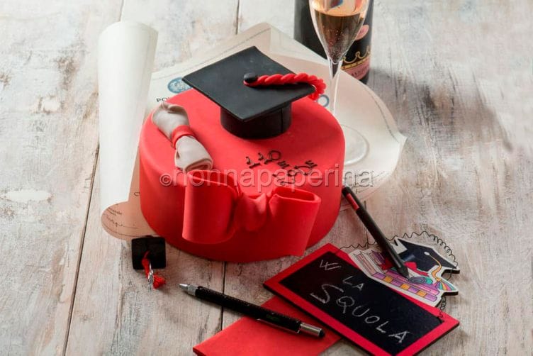 Graduation Cake, the ideal dessert for a milestone