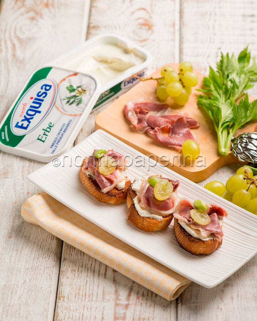Bruschette con prosciutto d