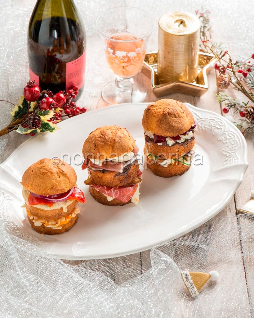 Mini panettone ai salumi Mini panettone ai salumi