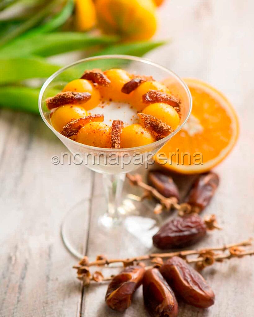 Panna cotta con composta di arance Panna cotta con composta di arance