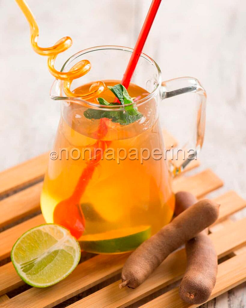 Acqua con tamarindo e lime