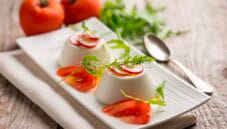 Bavarese con il caprino, un antipasto da favola