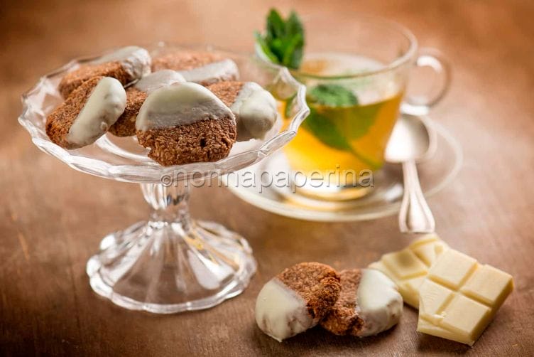 Biscotti al cocco e banana, semplici e dal gusto perfetto Biscotti al cocco e banana