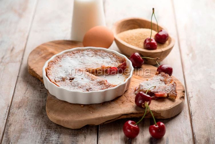 Clafoutis alle ciliegie, dalla tradizione francese Clafoutis alle ciliegie