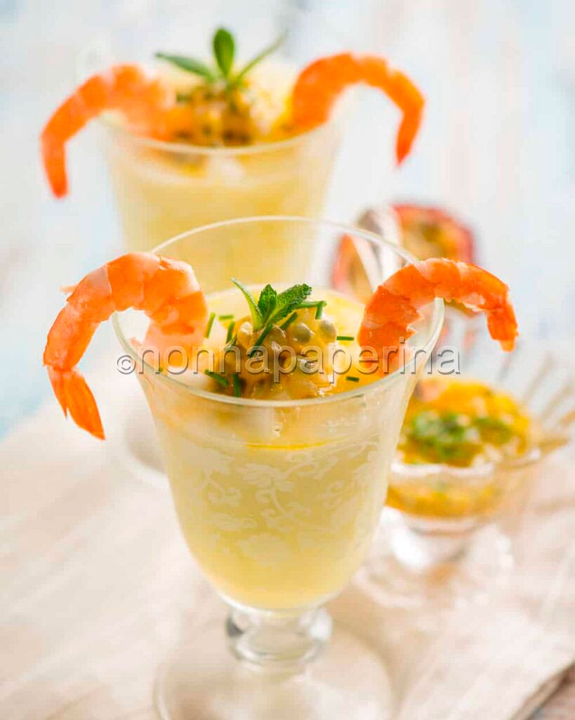 Cocktail con melone e gamberi