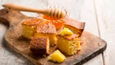 Cornbread al miele, tradizionale pane dolce americano