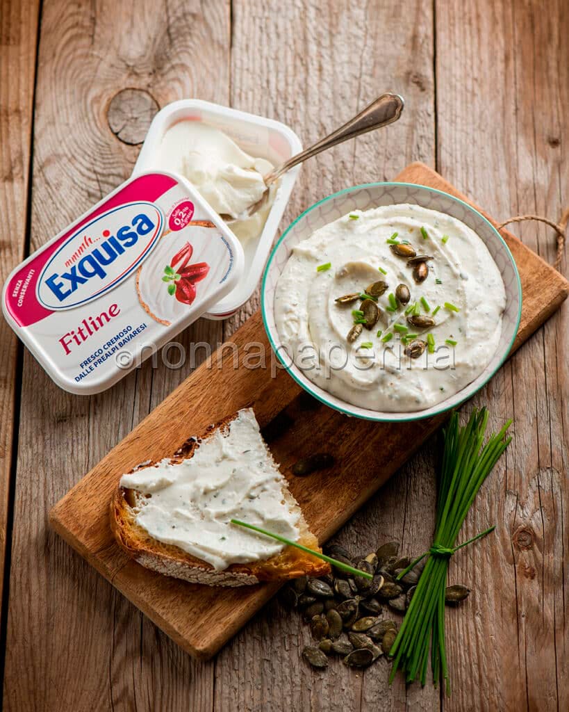 Dip al formaggio e semi di zucca Dip al formaggio e semi di zucca