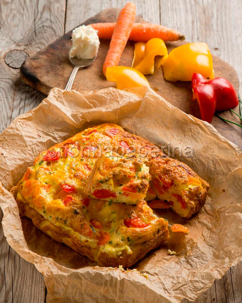 Frittata con peperoni e carote Frittata con peperoni e carote
