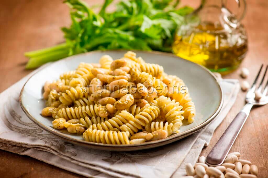Fusilli al pesto di sedano