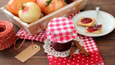 Tanti auguri con un menù e con la gelatina alla melagrana Tanti auguri con un menù e con la gelatina alla melagrana