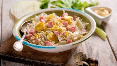 Insalata con uova di quaglia