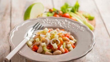 Insalata di fagioli al curry