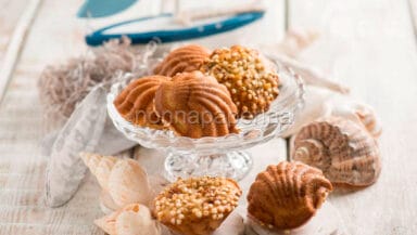 Madeleines di quinoa e noci