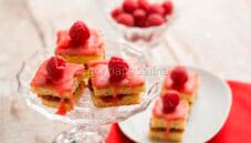 Pasticcini al pan di Spagna, dei bocconcini deliziosi