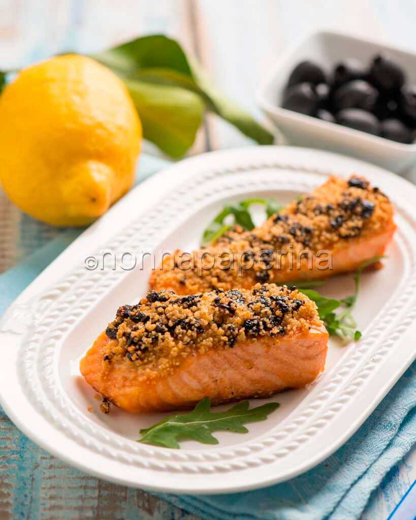 Salmone in crosta di cous cous Salmone in crosta di cous cous