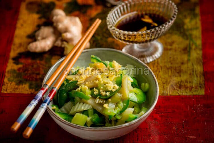 insalata di sedano all'orientale