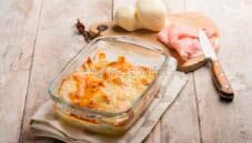 Parmigiana di patate e prosciutto, un classico italiano