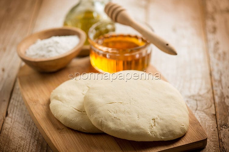Pita greca senza glutine, una ricetta semplice Pita greca senza glutine
