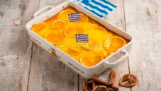 Portokalopita, una gustosa torta glassata