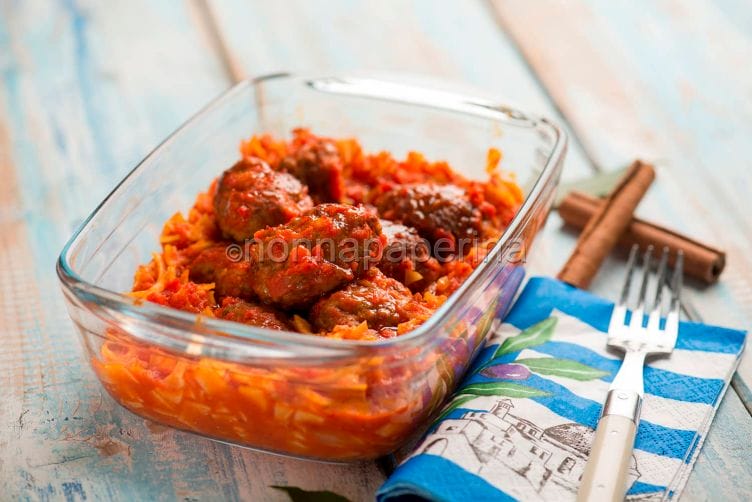 Soutzoukakia me hylopitaki sto fourno, vera delizia! Soutzoukakia me hylopitaki