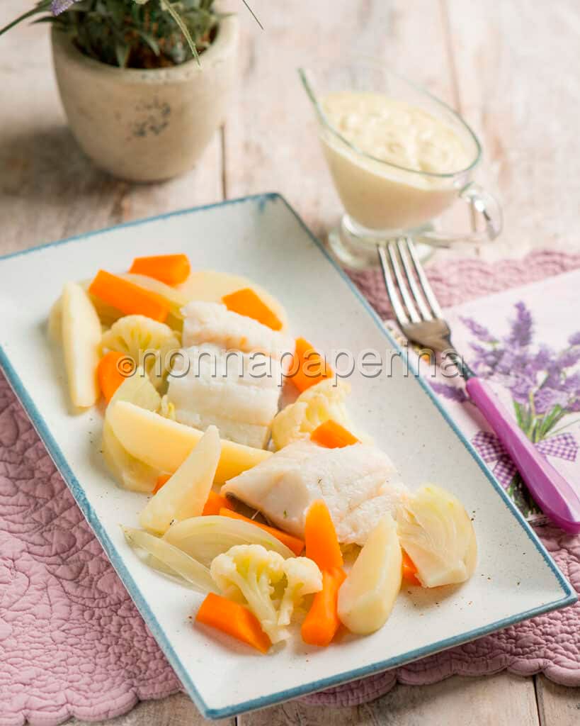 Aioli con pesce e verdure Aioli con pesce e verdure