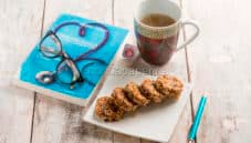 Barretta con arachidi e prugne, una merenda energetica