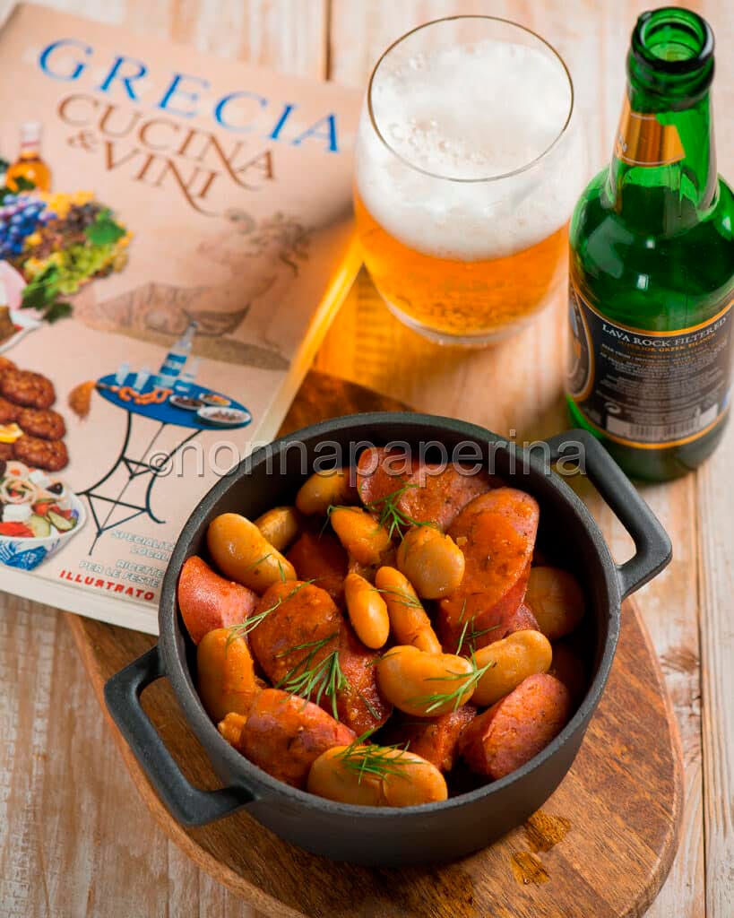 Salsiccia con fagioli giganti Salsiccia con fagioli giganti