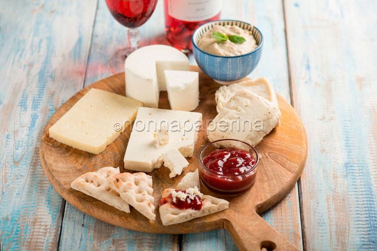 Formaggi greci, quali sono i più caratteristici formaggi greci