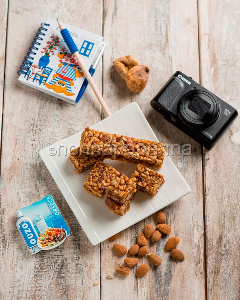 Barretta di mandorle e fichi
