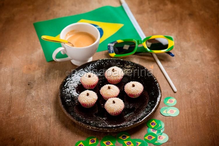 Beijinho, i dolcetti al cocco dal Brasile Beijinho