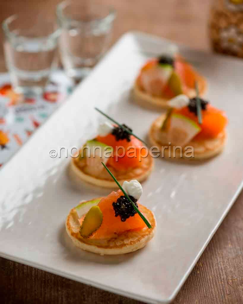 Blinis con salmone