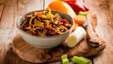 Bowl di riso Venere e verdure, un primo completo