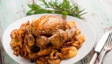 Pollo al forno con patate e finferli