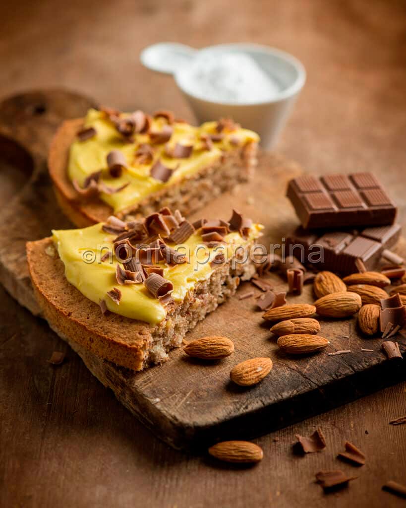 Torta alle mandorle e cioccolato Torta alle mandorle e cioccolato
