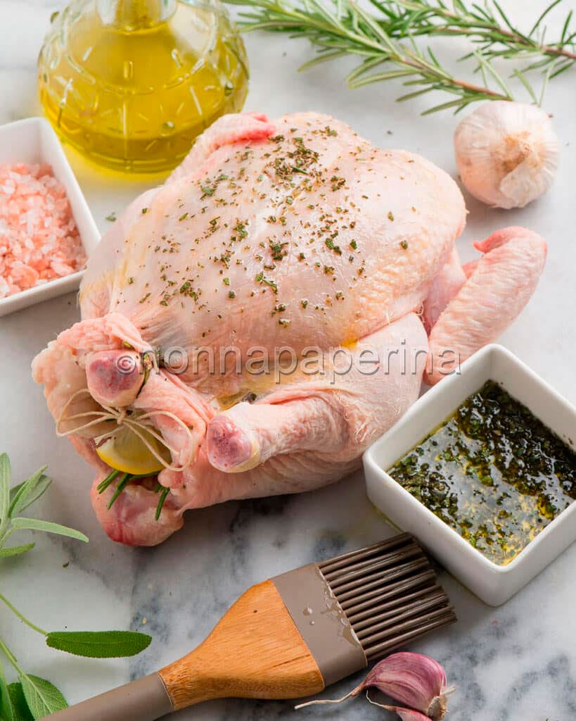 pollo arrosto crudo pollo arrosto crudo