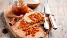 Crostata con olivello spinoso, una dolcezza per tutti Crostata con olivello spinoso, una dolcezza per tutti