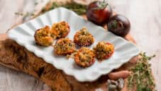 Pomodori Yoom gratinati, contorno buono e leggero Pomodori Yoom gratinati, contorno buono e leggero