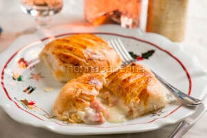 Tomino in crosta, ricetta per valorizzare il formaggio Tomino in crosta, ricetta per valorizzare il formaggio