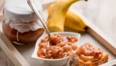 Confettura di banane, ideale per merende e colazioni