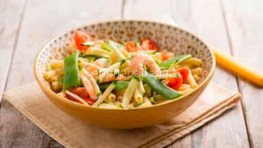 Insalata di pasta e gamberi